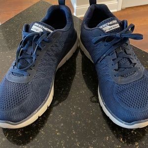 Skechers lightweight memory foam gym shoes